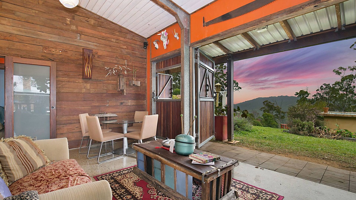 Austinville House | The Shed Conversion with Hot tub and amazing views: Building#5