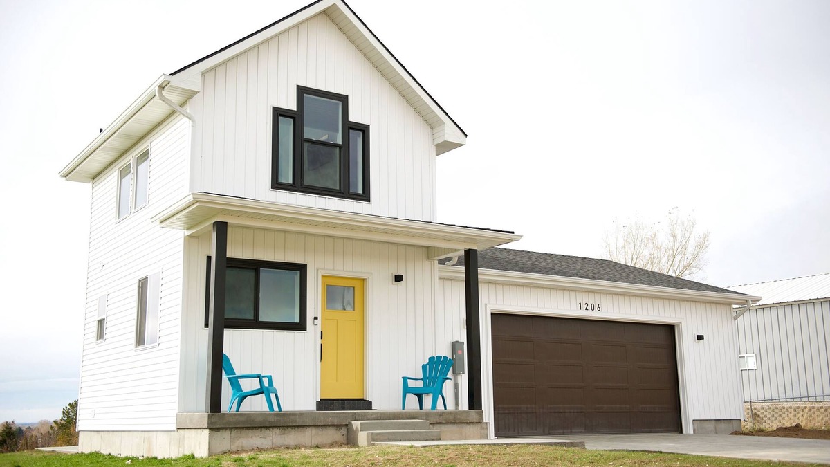 Bingham County House | The Shelley Tiny House - Sleeps 5