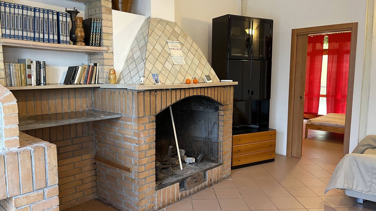 San Giacomo degli Schiavoni Apartment | The Shelter: Comfortable Ground Floor in Quiet Area