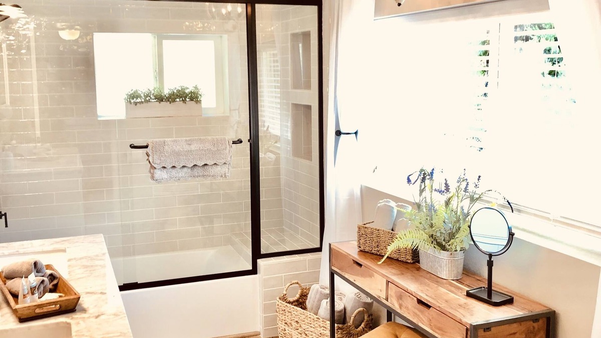 Shenandoah Valley Other | The Shenandoah Farmhouse guest suite on 50 acres surrounded by vineyards!