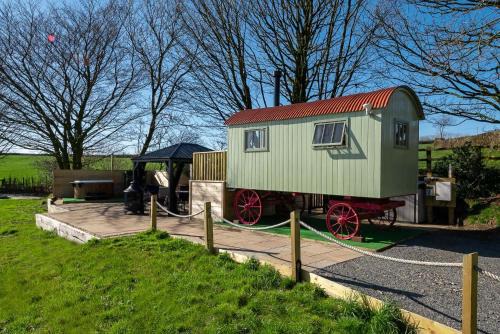 Stoke Rivers House | The Shepherd's Shed at Accott Manor