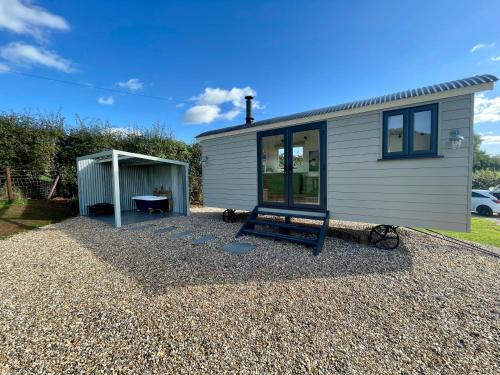 Congresbury Cabin | The Shepherd’s Nest