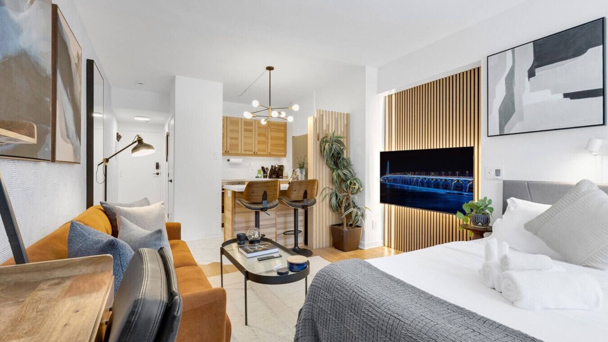 Milton Park Apartment | The Sherbrooke Experience Room 99
