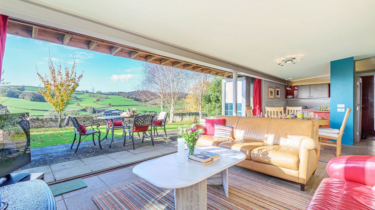 Axminster House | The Shippen, Perched in an elevated position within the Blackdown Hills National Landscape