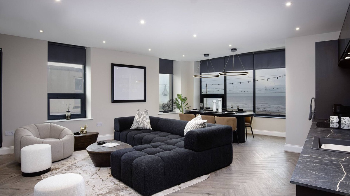 Blackpool Town Center Apartment | The Shoreline Apartment 1