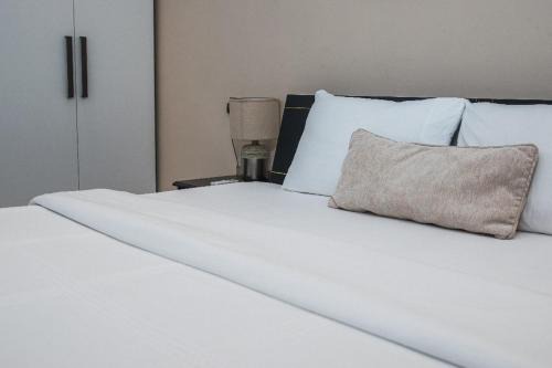 East Legon Apartment | THE SIGNATURE HOTEL Apartment