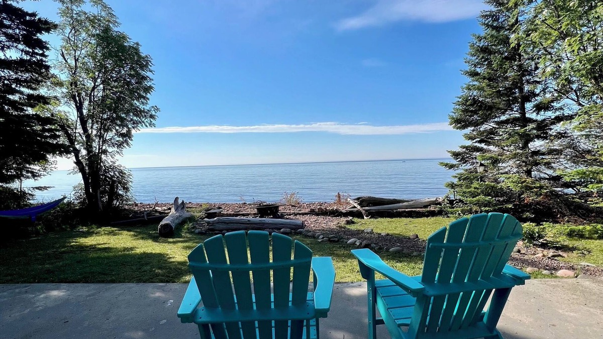 Croftville House | The Silver Hilton on Lake Superior!