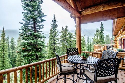 Saint Mary's Cabin | The Silver Lake Lodge - Adults Only