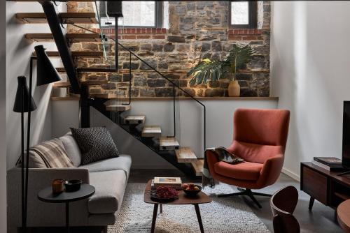 Inner Harbour Hotel | The Smith Hotel