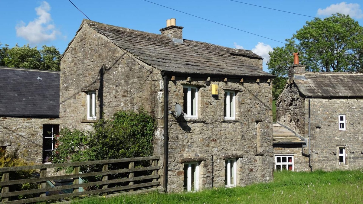 Keld Cottage | THE SMITHY, family friendly, character holiday cottage in Muker