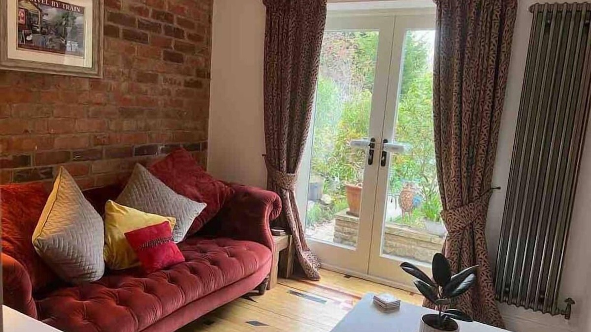 Birmingham Apartment | The Snug@Bournville.