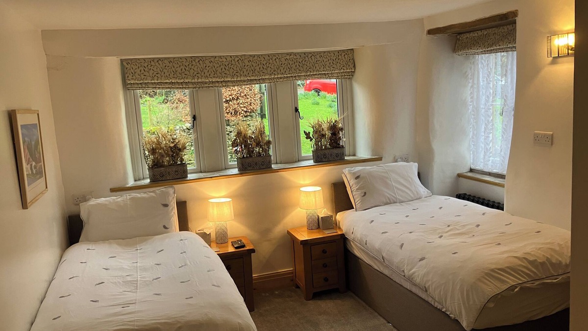 Buckden Apartment | The Snug - Perfect for Walkers - Pet Friendly