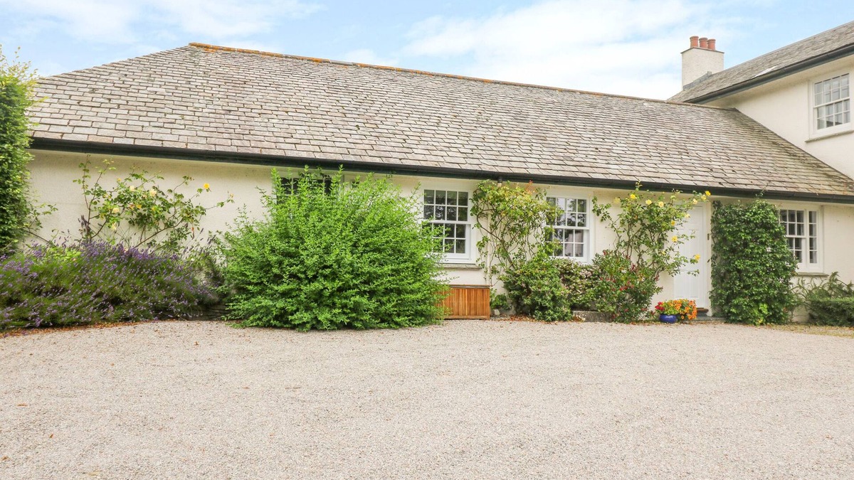 Grampound Cottage | THE SNUG, romantic, country holiday cottage in Grampound