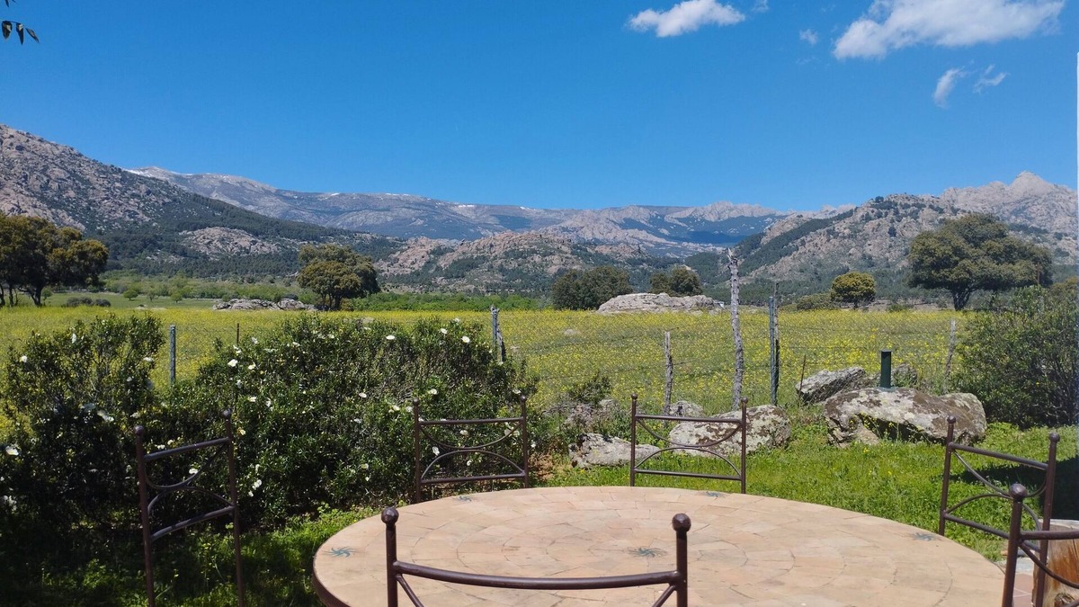 El Boalo Apartment | The Sound of Silence, P. N. de Guadarrama and La Pedriza