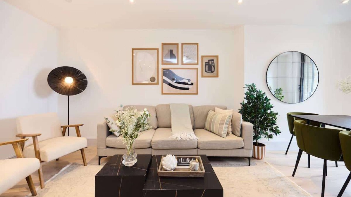Abbey Apartment | The South Wimbledon Escape - Lovely 3 Bdr