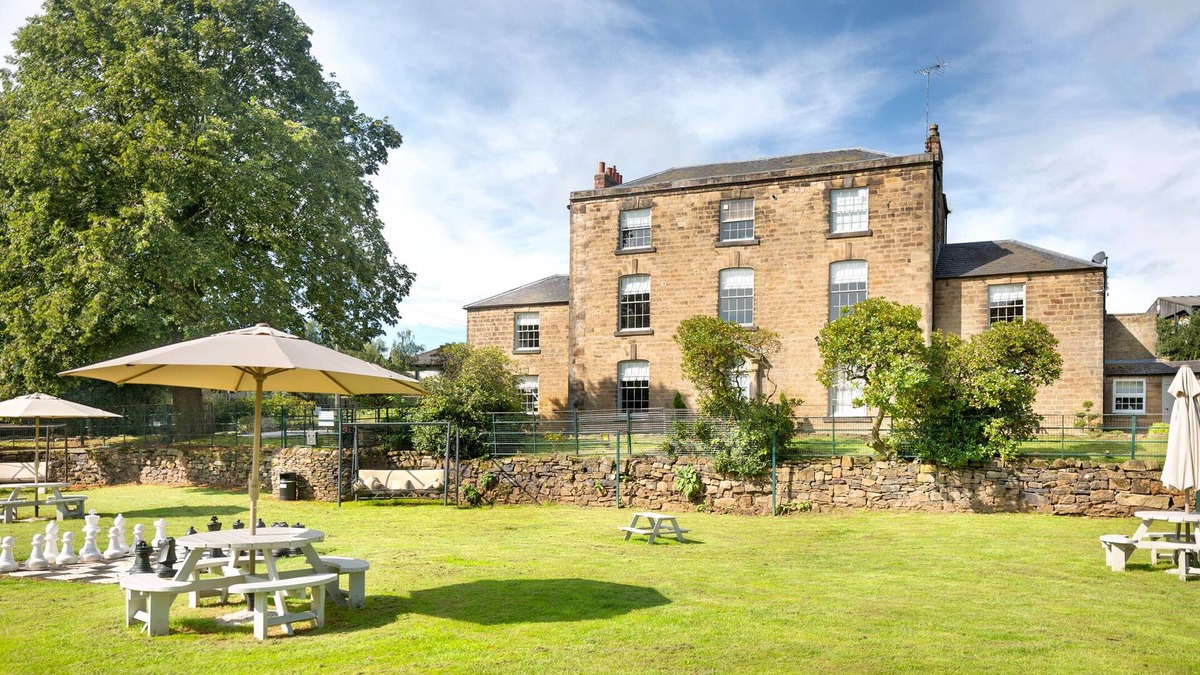 Alfreton Other | The South Wing - 6 bedroom property