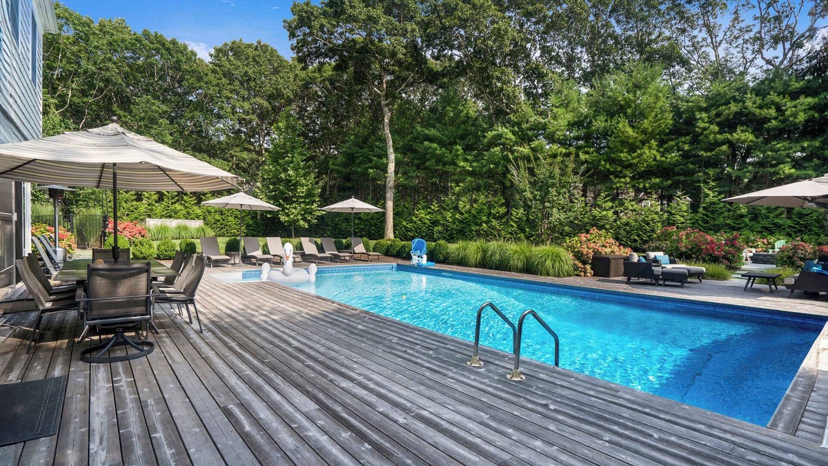 North Sea House | The Southampton Easy: Heated Pool, Large Yard