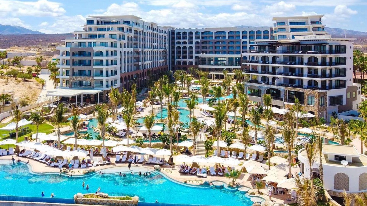 Chula Vista Condo | The SPACIOUS & new VILLA LA VALENCIA-One of the best LUXURY RESORTs in Mexico