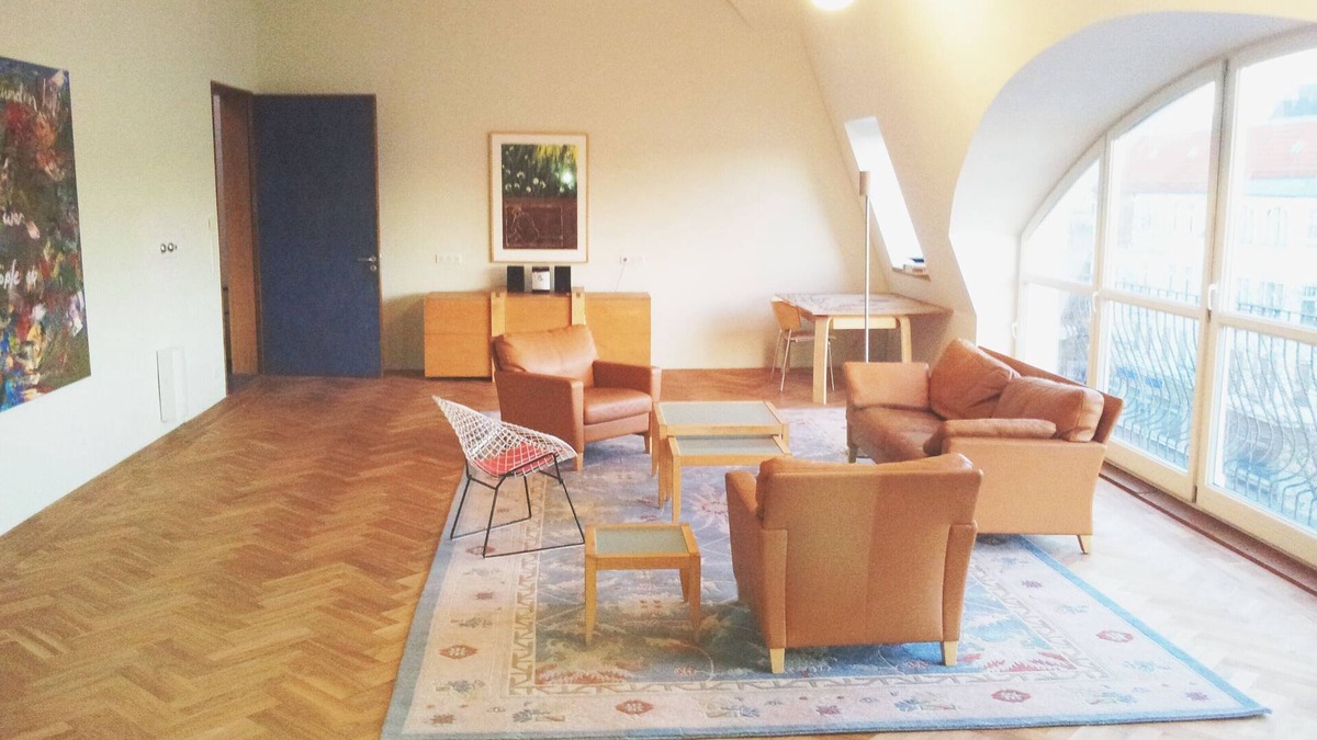 Pankow Apartment | The Special Place