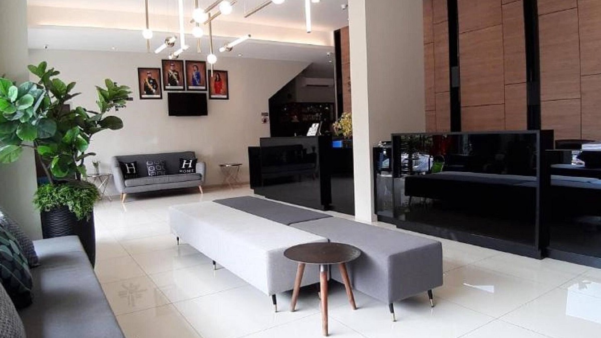 Sekudai Hotel | The Square Hotel