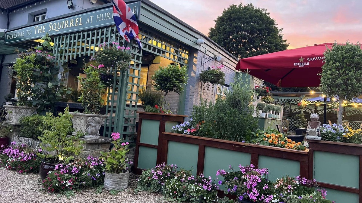 Godalming Cottage | The Squirrel Inn