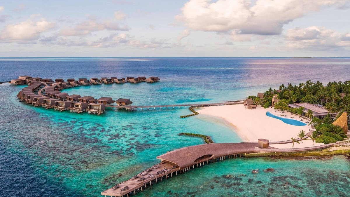 Vommuli Resort | The St. Regis Maldives Vommuli Resort