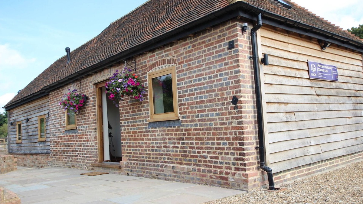 Tenterden Cottage | The Stable - Beautifully Converted Cottage in Rural Setting Near Tenterden
