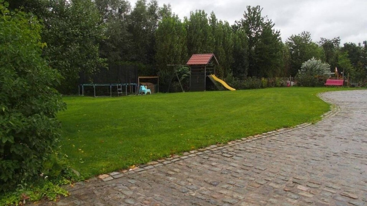 Leuze-en-Hainaut House | The Stable Gite for 10 people
