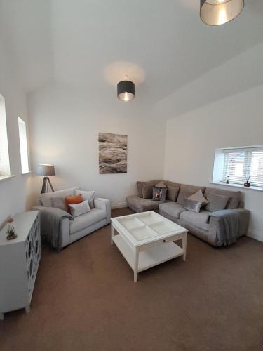 Melton Mowbray Apartment | The Stables a Contractor Family 2 bed Town House in Central Melton Mowbray