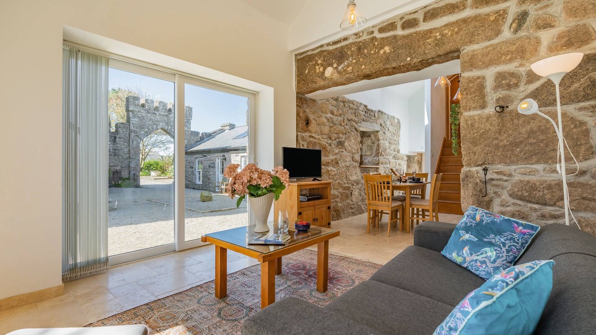 Pendeen House | The Stables at The Old Vicarage