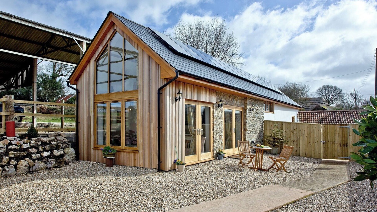 West Buckland Cottage | The Stables - BCTSTAB
