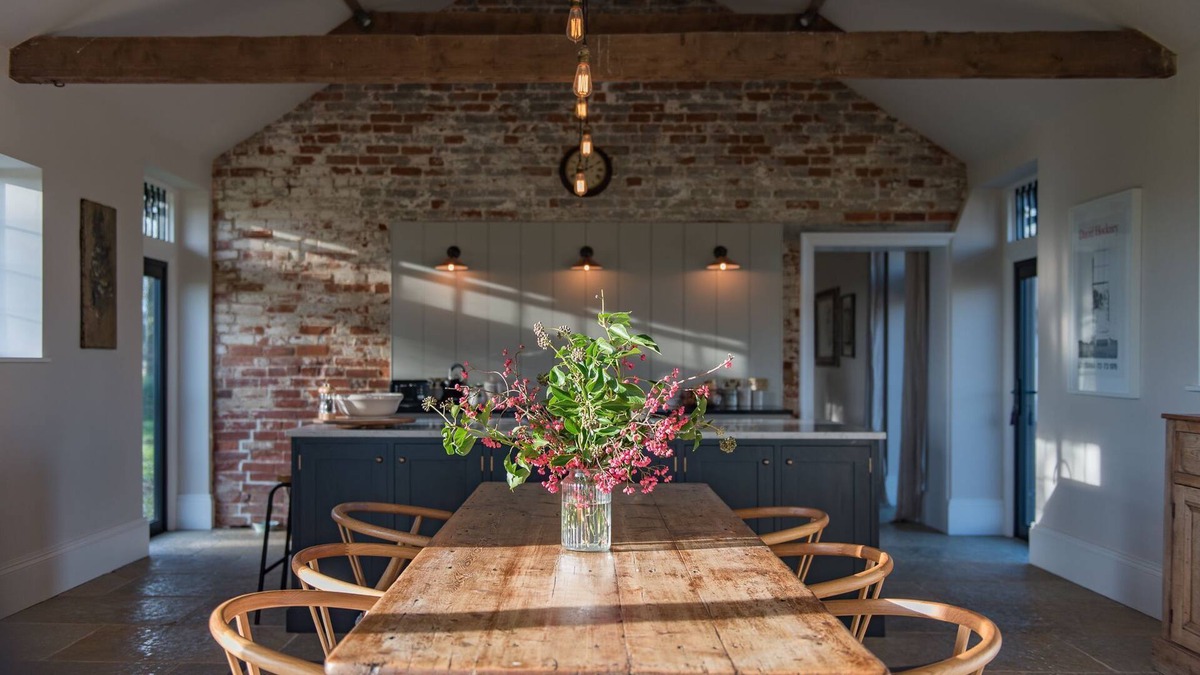 Bilting House | The Stables - beautiful converted stables