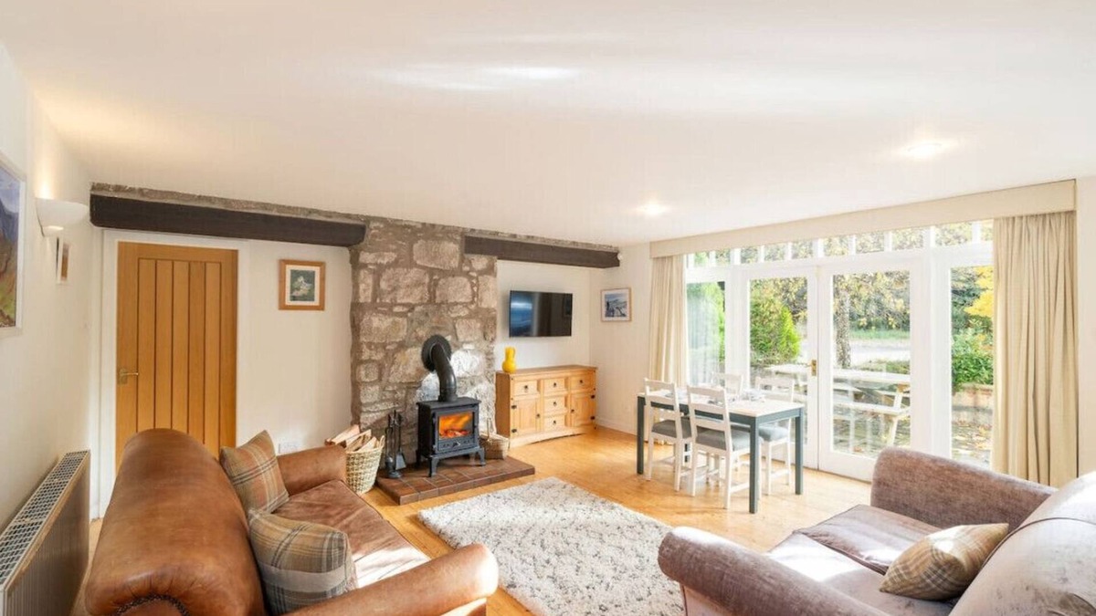 Aboyne House | The Stables Cottage, Aboyne, Royal Deeside