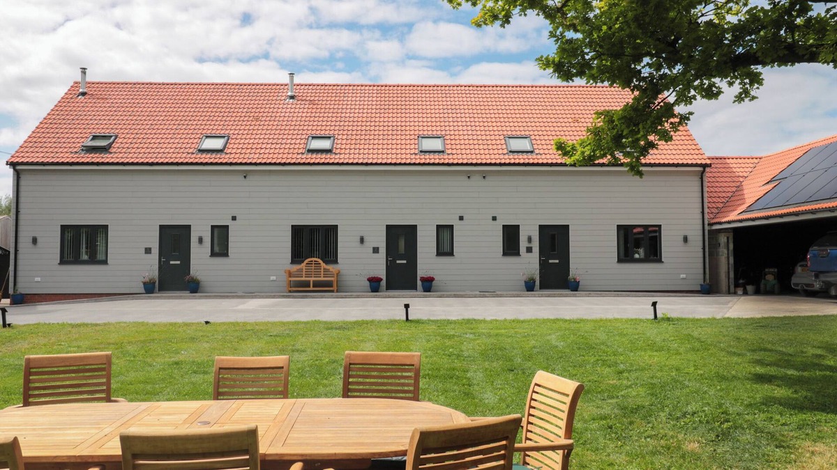Highbridge Cottage | THE STABLES, family friendly, character holiday cottage in Highbridge