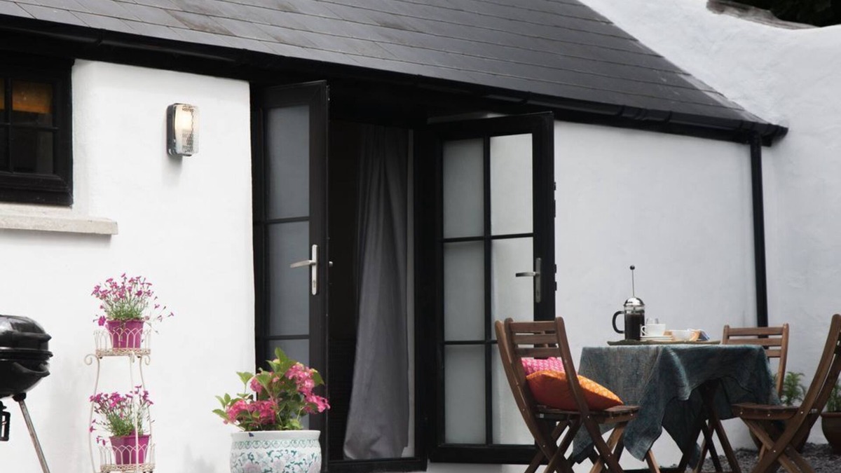 Barnatonicane Cottage | THE STABLES, self catering cottage