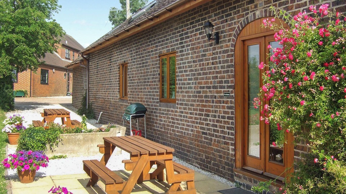 Polesworth Cottage | The Stables - UK47481