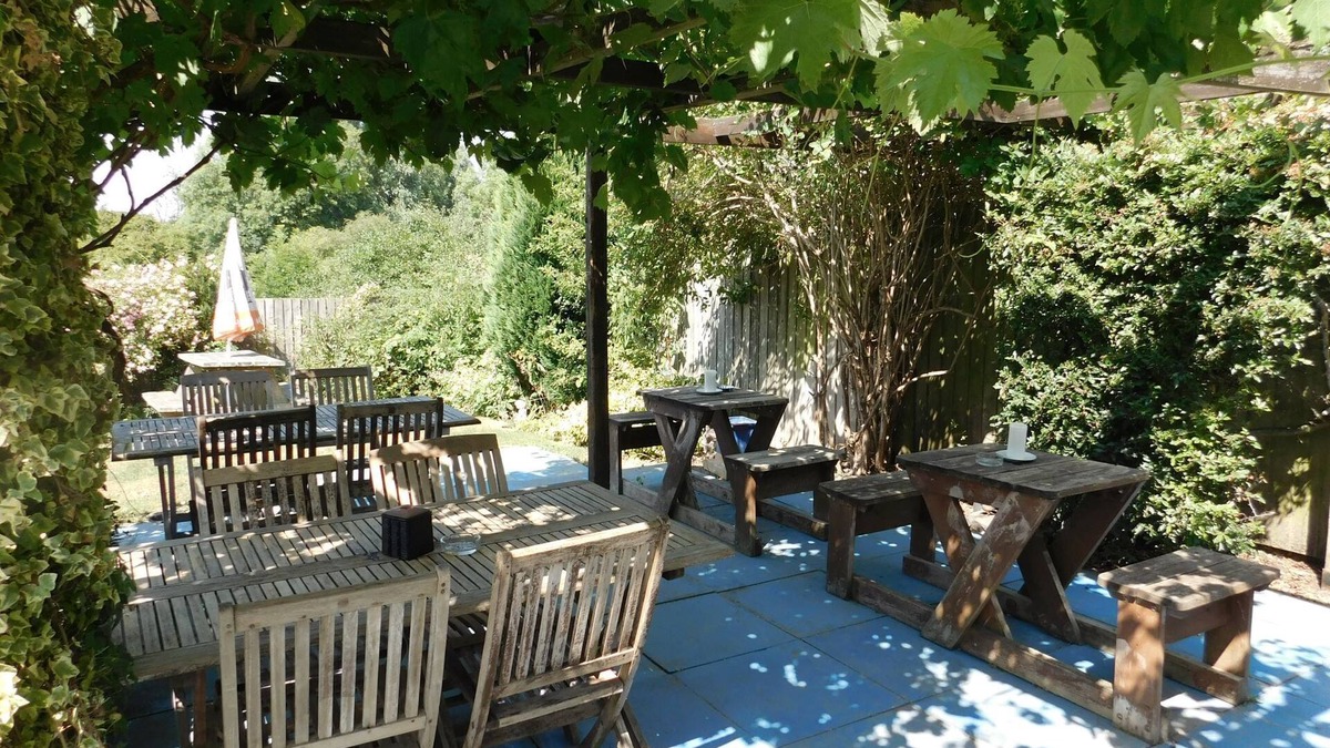 Sulgrave Bed & Breakfast | The Star Inn