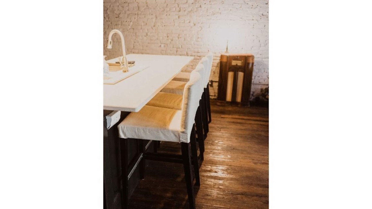 Richmond Apartment | THE STARR LOFT- Earlham, IUEast, Historic District