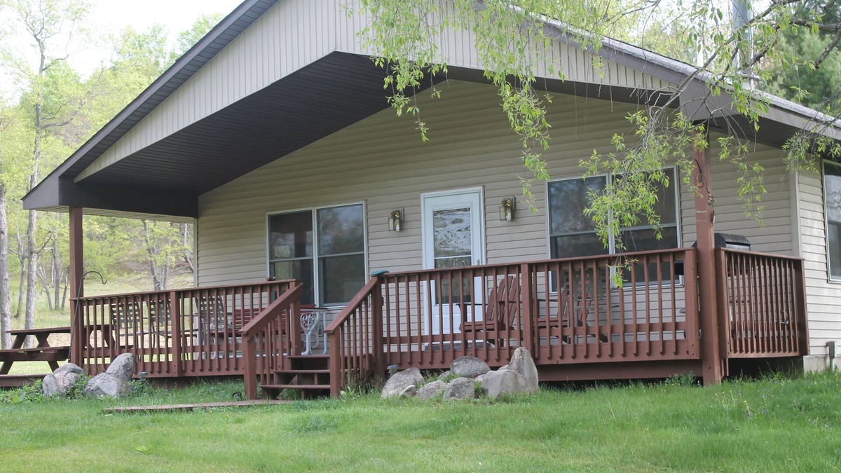 Mesick Cabin | The stars are shining bright . Come and enjoy this pet friendly cabin.