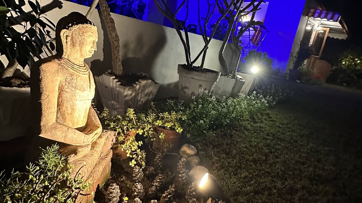 Sainik Farm Bed & Breakfast | The Stay Inn New Delhi