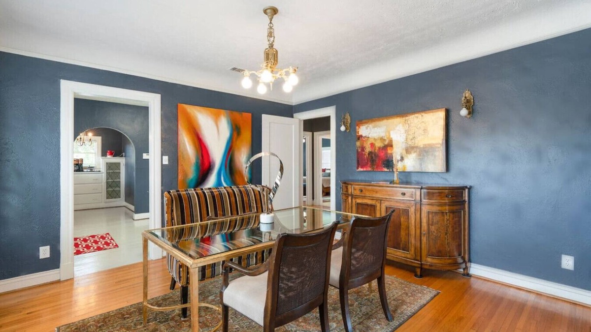 Oak Lawn House | 'The Stay' @ SoCozyToo - Stay Cozy & Live Luxe in Uptown & Oak Lawn in Dallas TX