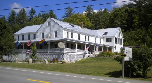 Caratunk Bed & Breakfast | The Sterling Inn