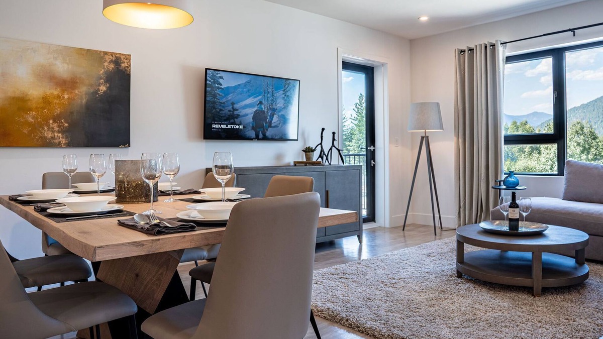 Revelstoke Condo | The Stoke Stopover - Revelstoke Condo with Hot Tub
