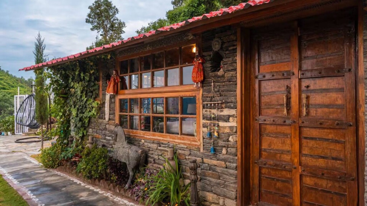 Kaul Cottage | The Stone House 1, Mukteshwar by Ebony Stays | Cosy 1BHK with Hill Views