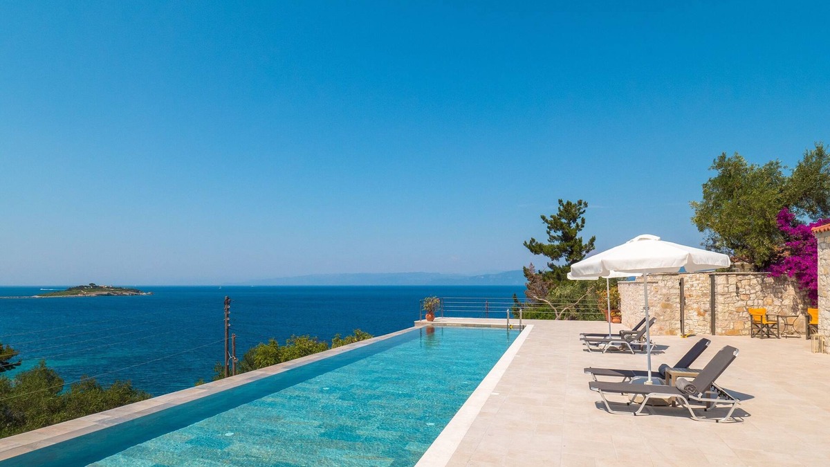 Katsimatika Villa | The Stone House - Three Bedroom Villa, Sleeps 6