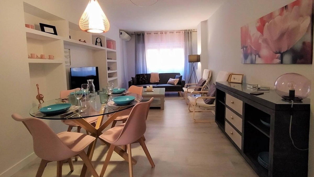 El Gancho Apartment | The stop - 3.La PE.10