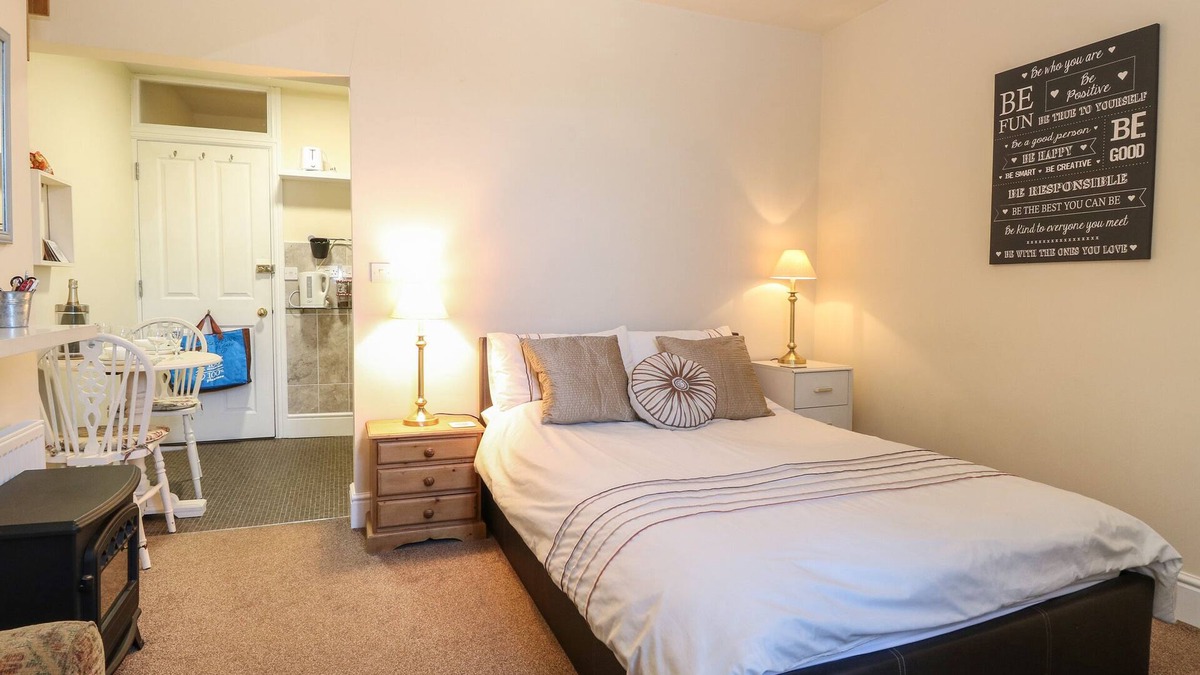 Sheringham Cottage | THE STUDIO, character holiday cottage in Sheringham