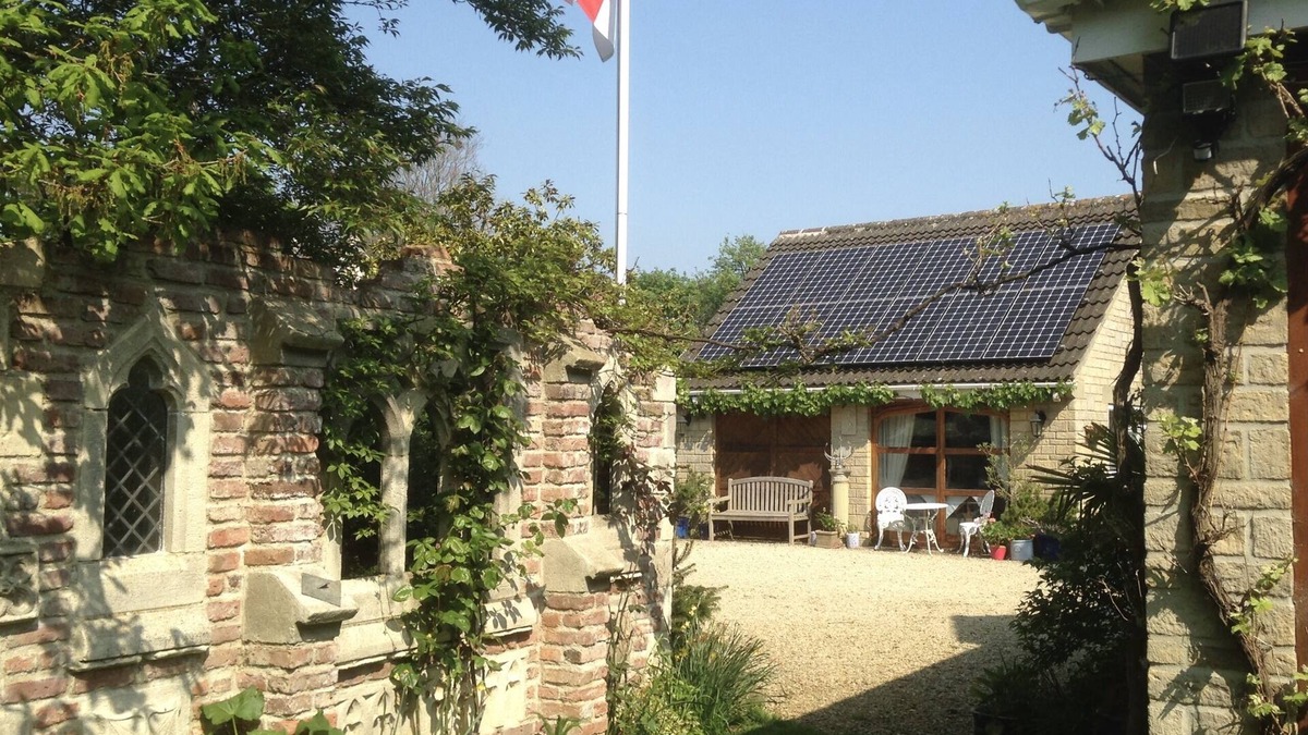 Trowbridge Bed & Breakfast | The Studio
