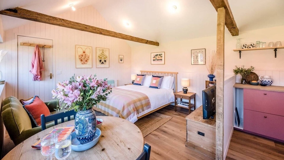 Woodbridge House | The Studio, Ivy Lodge Barn, Hoo