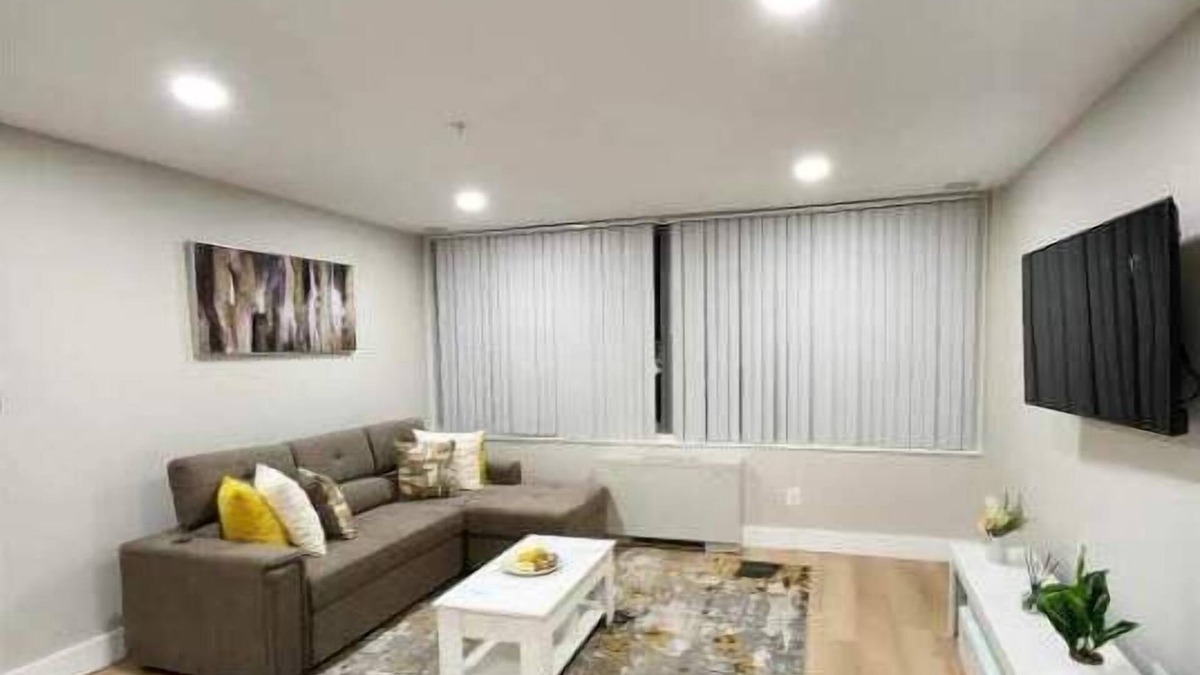 Towson Apartment | The Stunning Suite Heart of Towson